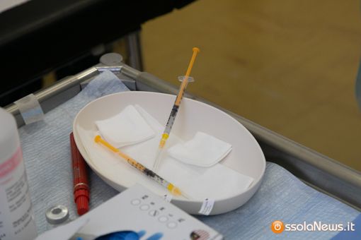 Covid, scattano le multe per i no vax over 50 Covid, scattano le multe per i no vax over 50