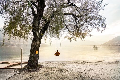 Le altalene “Swing the World” si diffondono in tutto il Ticino