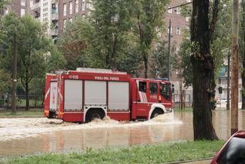 Emilia Romagna, emergenza maltempo e evacuazioni: allerta per fiume Senio