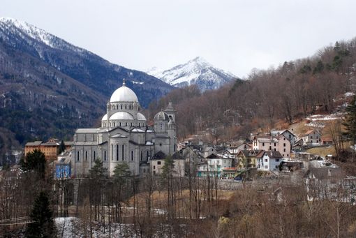 Materiale e detriti nel torrente, il comune di Re ordina ai proprietari di intervenire