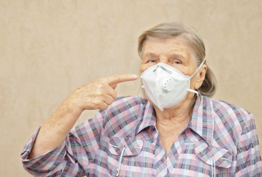 Riaprono le visite ai parenti in Rsa, obbligatorie mascherine FFP2! Ecco come poterle avere subito a prezzi speciali