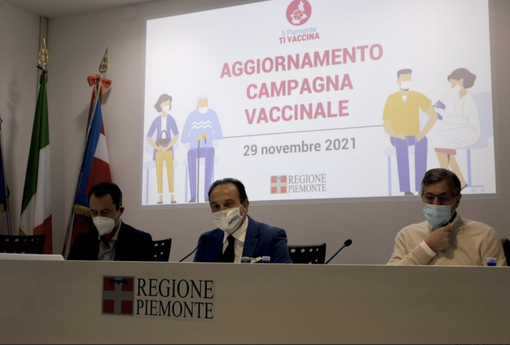 Vaccini: per le terze dosi cambia il sistema di prenotazione, si procederà con la convocazione diretta VIDEO