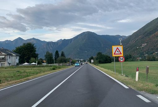 Nuovo limite di velocità tra Domo e Villa, un residente: &quot;Ben venga. Servirebbero anche dei velox&quot;
