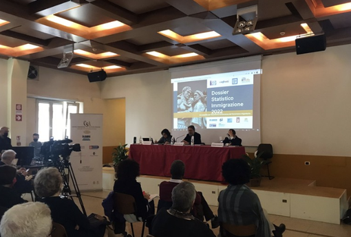 In Piemonte una persona su 10 è straniera In Piemonte una persona su 10 è straniera