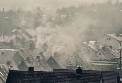 Qualità dell'aria, Grimaldi (LuV): &quot;La Regione conduca uno studio sui suoi impatti sulla diffusione del Covid&quot;