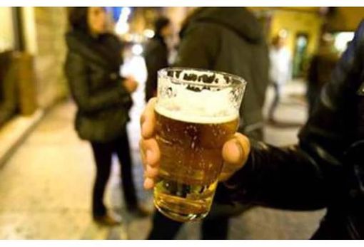 Nuovo codice della strada e ristorazione, anche nel Vco calano i consumi di alcol Nuovo codice della strada e ristorazione, anche nel Vco calano i consumi di alcol