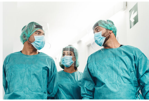 Emergenza Covid, arriva una proroga di tre mesi per medici in pensione