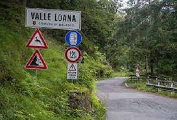 Giovane azzannato al volto in Val Loana. Il tenente colonnello Baldi: "E' stato un cane non un lupo" Giovane azzannato al volto in Val Loana. Il tenente colonnello Baldi: "E' stato un cane non un lupo"