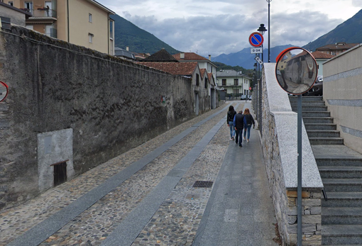 Domodossola, via Facchinetti chiusa fino ad agosto per il ripristino della pavimentazione