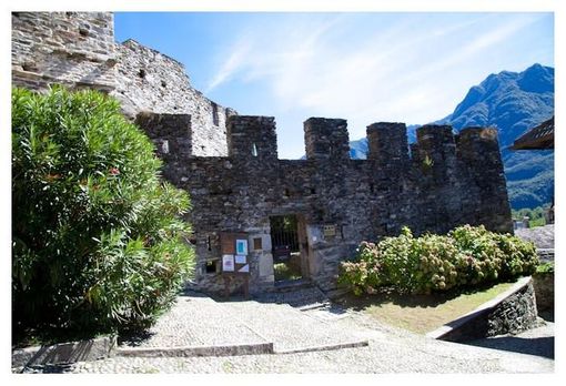 Domenica al Castello di Vogogna il mercatino del libro usato