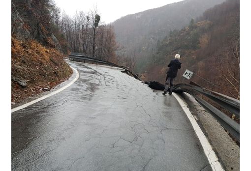 Nuovo progetto per la statale 337, frontalieri soddisfatti. La strada chiuderà 110 giorni su 1350 di lavori