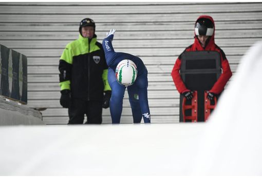 La campionessa di skeleton Alessia Crippa in partenza per la Coppa del mondo