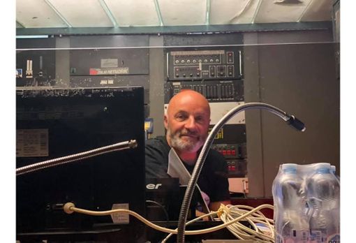 Porte chiuse e musica spenta nelle discoteche, Tanza: “Siamo l’unica categoria a non poter riaprire” Porte chiuse e musica spenta nelle discoteche, Tanza: “Siamo l’unica categoria a non poter riaprire”