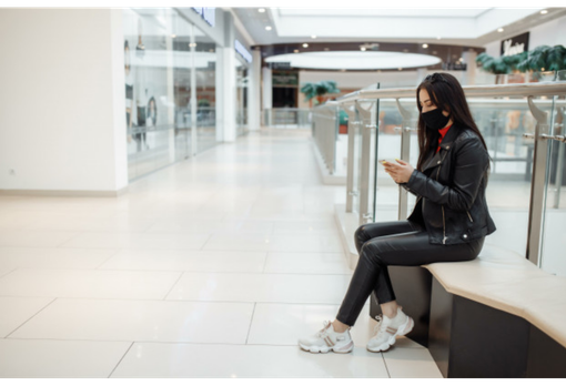 Salta la riapertura dei centri commerciali nei weekend Salta la riapertura dei centri commerciali nei weekend