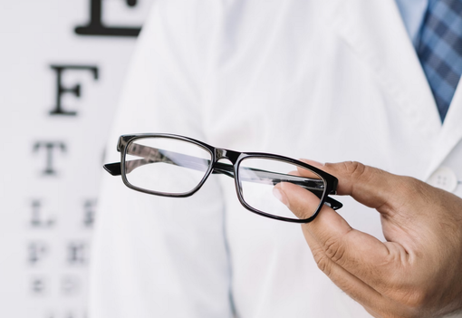 Problemi della vista: quali sono i più diffusi oggi e come correggerli Problemi della vista: quali sono i più diffusi oggi e come correggerli