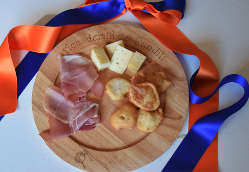 A Malesco la Sagra dei Rundìtt, turtei e turte ad San Per