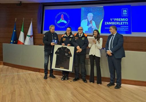 La consegna del premio