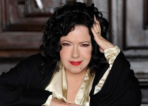 "Musica in quota", la voce di Antonella Ruggiero all'Alpe Ciamporino "Musica in quota", la voce di Antonella Ruggiero all'Alpe Ciamporino