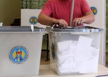 Elezioni in Moldova, ambasciatore a Roma: "Interferenze filorusse con promesse di denaro contante a moldavi in Italia" Elezioni in Moldova, ambasciatore a Roma: "Interferenze filorusse con promesse di denaro contante a moldavi in Italia"