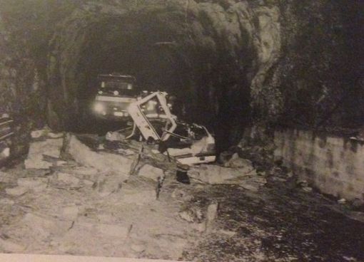 Tragedia nella galleria di Olgia: 31 anni dopo, il ricordo dei frontalieri vittime di un masso Tragedia nella galleria di Olgia: 31 anni dopo, il ricordo dei frontalieri vittime di un masso