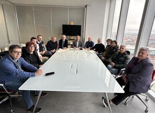 Regione, siglato l'accordo per il nuovo contratto integrativo per i lavoratori forestali Regione, siglato l'accordo per il nuovo contratto integrativo per i lavoratori forestali