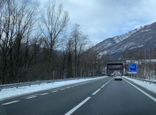 "Inammissibile che ancora una volta la superstrada sia in queste condizioni: si rischia sempre la vita” "Inammissibile che ancora una volta la superstrada sia in queste condizioni: si rischia sempre la vita”