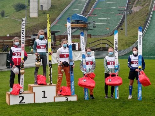 Salto con gli sci - FIS Cup, buoni piazzamenti di Camilla Henni Comazzi a Einsiedeln
