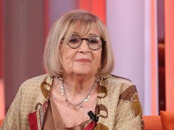 Anna Moroni col tutore a 'La volta buona': "Sono stata molto fortunata"