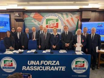 Moratti (Fi-Ppe): "In 10 anni persi 40mila medici, nostra proposta valorizza professionisti"