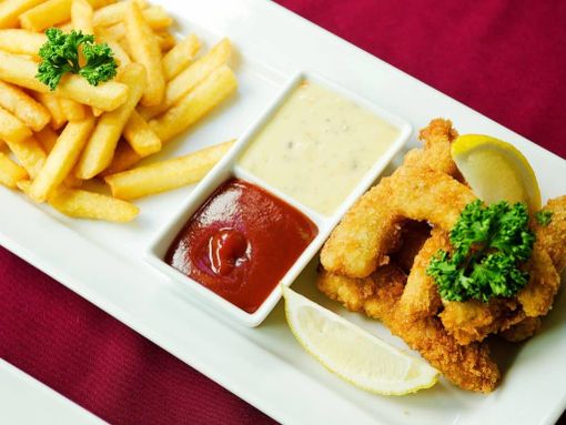 Bambini e ragazzi sempre più dipendenti dal "cibo spazzatura": l'allarme dei genitori a Coldiretti