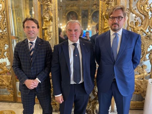 Sviluppo economico: Liguria, Lombardia e Piemonte rinnovano il triangolo industriale Sviluppo economico: Liguria, Lombardia e Piemonte rinnovano il triangolo industriale