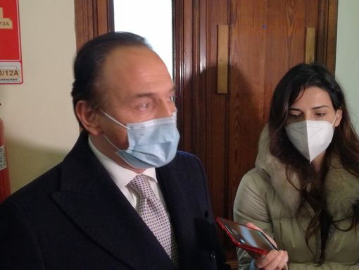 Piemonte in zona gialla, Cirio: "Forse mascherina obbligatoria all'aperto già da venerdì" VIDEO