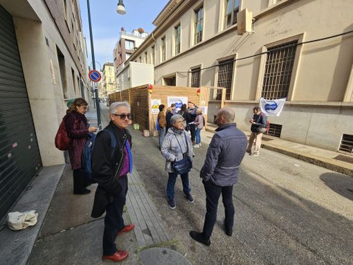 Suicidio assistito, il centrodestra dice no al dibattito: "Incostituzionale". Minoranza: "12mila firme nell'immondizia"