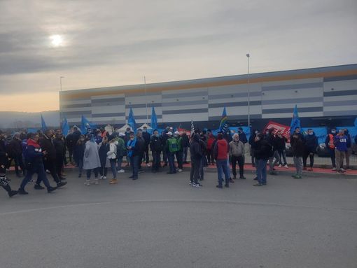 Sciopero lavoratori Amazon, la politica piemontese solidale con la protesta