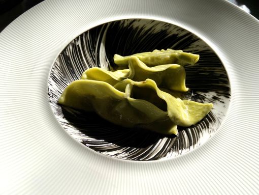 Pesce in raviolo al burro bianco e zenzero
