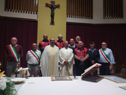 Don Paolo Cavagna e don Giuseppe Ottina, trent'anni al servizio della comunità FOTO Don Paolo Cavagna e don Giuseppe Ottina, trent'anni al servizio della comunità FOTO