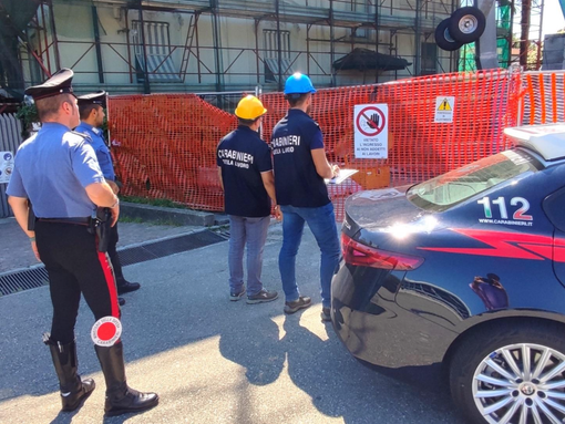 Campagna di controlli nei cantieri edili del Vco: 19 persone denunciate e sanzioni per circa 120mila euro Campagna di controlli nei cantieri edili del Vco: 19 persone denunciate e sanzioni per circa 120mila euro