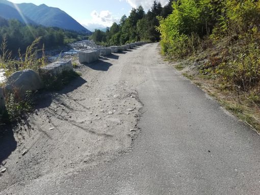Furto insolito in Valle Vigezzo: a Villette vanno a ruba anche i sassi Furto insolito in Valle Vigezzo: a Villette vanno a ruba anche i sassi