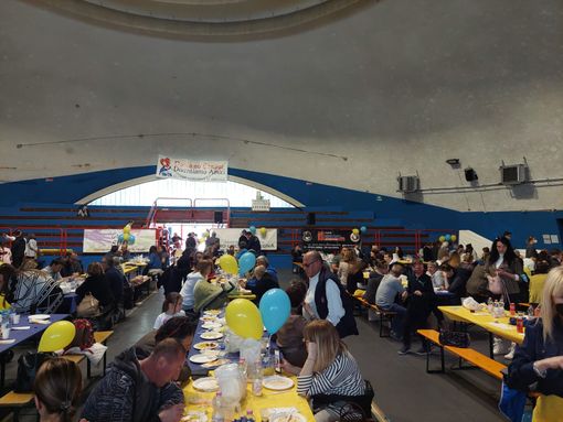 Ieri il pranzo della solidarietà con i profughi ucraini Ieri il pranzo della solidarietà con i profughi ucraini