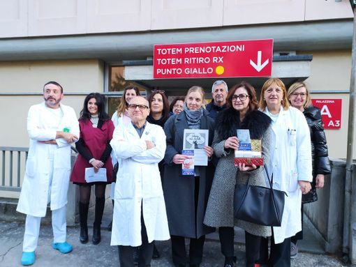 I Donatori Ossolani di Midollo Osseo regalano 300 chiavette Usb per il ritiro dei referti di Radiologia FOTO E VIDEO