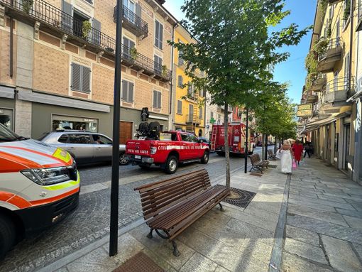 Persona non risponde in casa, i Vigili del fuoco entrano da un balcone Persona non risponde in casa, i Vigili del fuoco entrano da un balcone