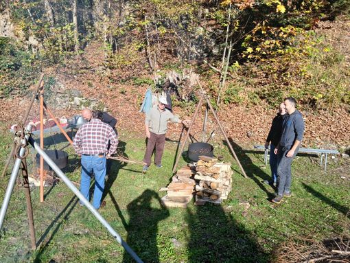 Successo per la castagnata a Vanzone FOTO