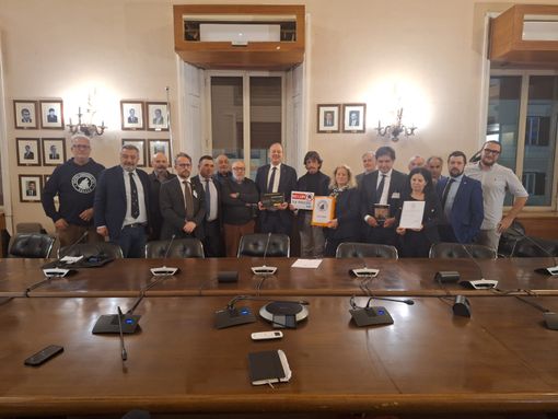 Un fermo ''no'' al Piano lupo Un fermo ''no'' al Piano lupo