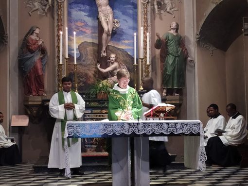 Don Michele Botto Steglia lascia il Sacro Monte FOTO e VIDEO Don Michele Botto Steglia lascia il Sacro Monte FOTO e VIDEO