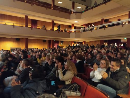 Un successo la proiezione domese de "Il violinista", il film made in Vco. FOTO e VIDEO Un successo la proiezione domese de "Il violinista", il film made in Vco. FOTO e VIDEO