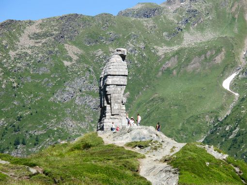 Sulle tracce del Barone Stockalper: in un fotolibro le bellezze storiche e naturalistiche da Gondo a Simplon Dorf