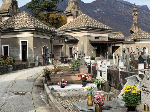 Le messe per Ognissanti e i defunti Le messe per Ognissanti e i defunti