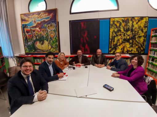 Regionali, ennesimo rinvio tra Pd e M5S: slitta l'appuntamento previsto per domani