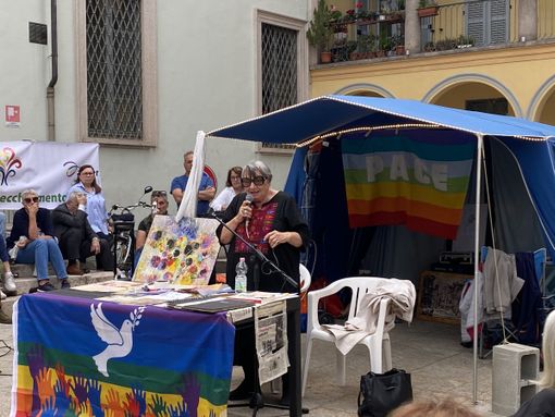 Luisa Morgantini al presidio per la pace in piazza Rovereto: “Dobbiamo chiedere perdono al popolo di Gaza” FOTO E VIDEO