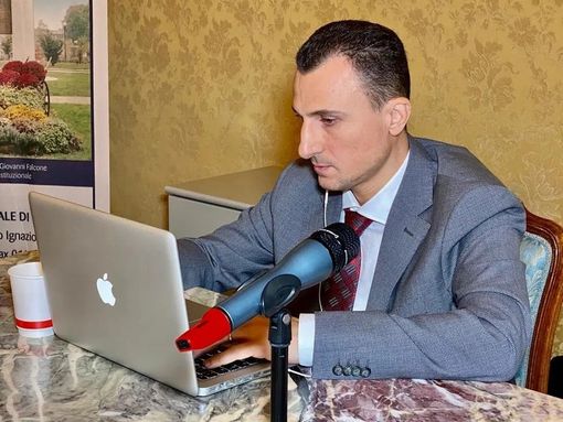 Il Piemonte non è una regione per ciechi: "Citofoni e ascensori non sono accessibili ai disabili visivi"